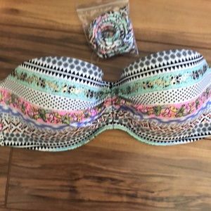 NWOT VS 🔥 Push-Up Swim 🔥 Size: 36D